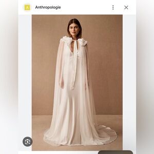 Sleeper Snow White Cape